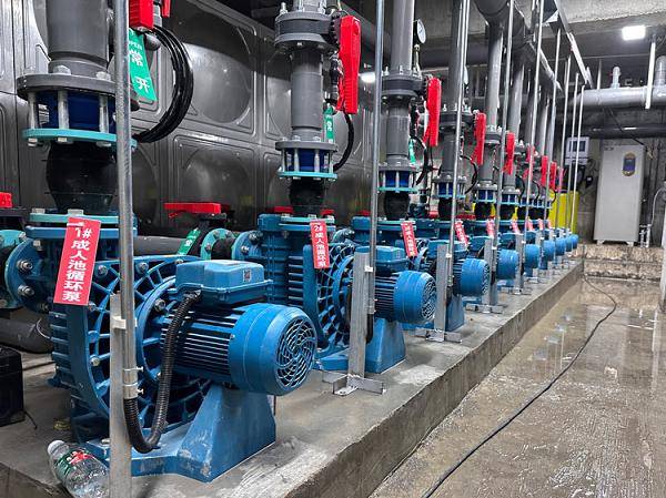 廣州千葉攜AQUA愛克泳池設(shè)備<strong></p>
<p>泳池設(shè)備</strong>，推動(dòng)貴州泳池項(xiàng)目高質(zhì)量落地:泳池設(shè)備